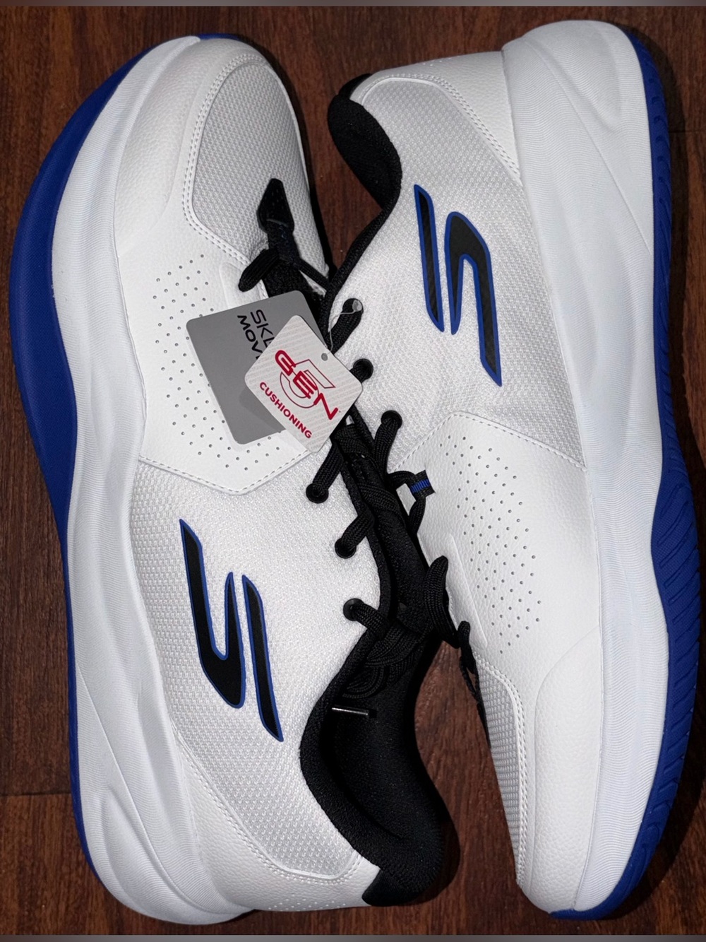 Skechers size 16 men’s basketball shoes